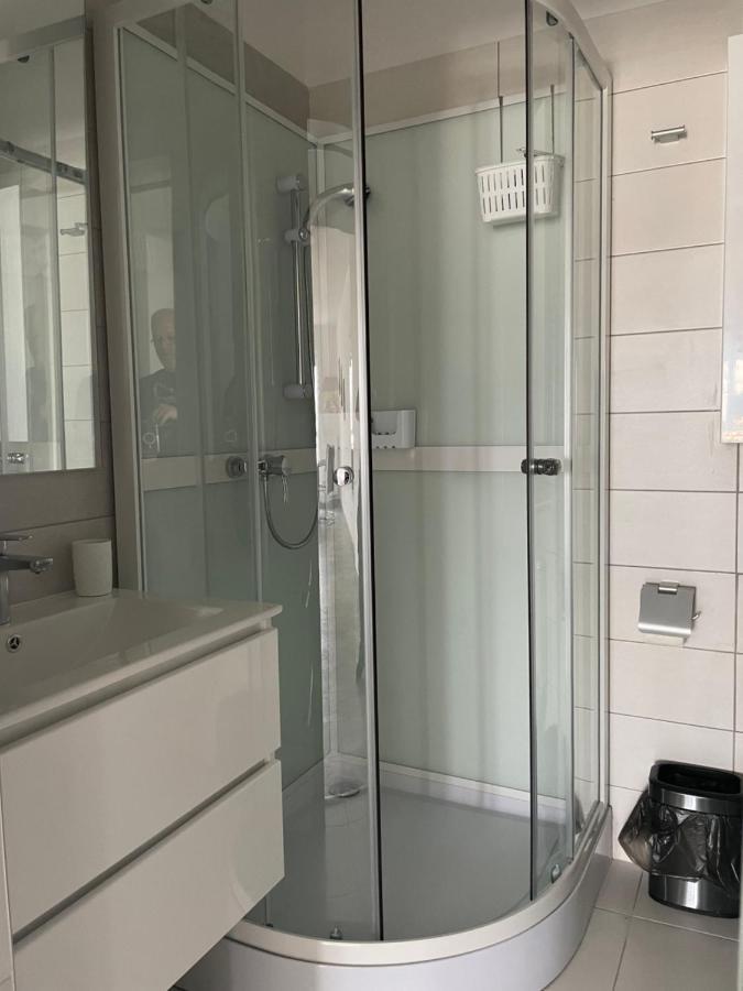 Unique Penthouse Lakeview W19 公寓