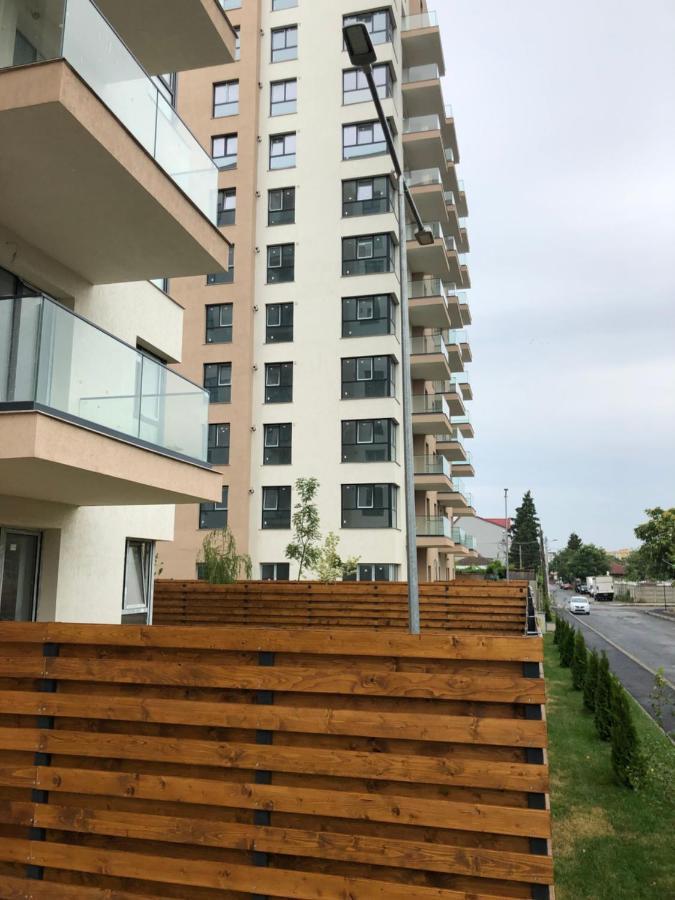 Unique Penthouse Lakeview W19